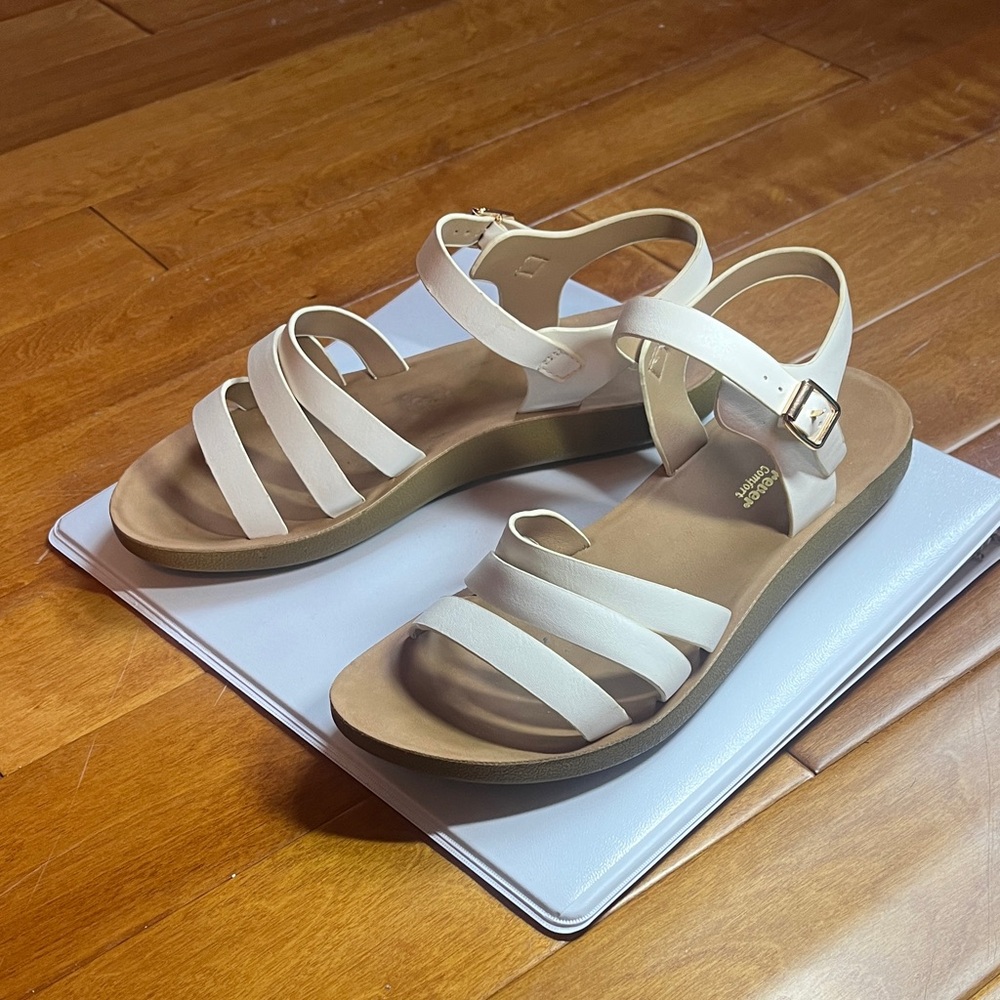 Stylish Cream Strappy Sandals
